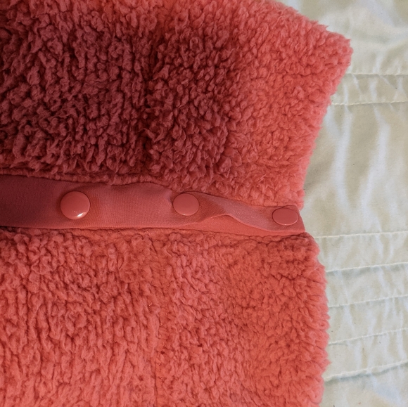 XL Sherpa Sweatshirt - Picture 3 of 6